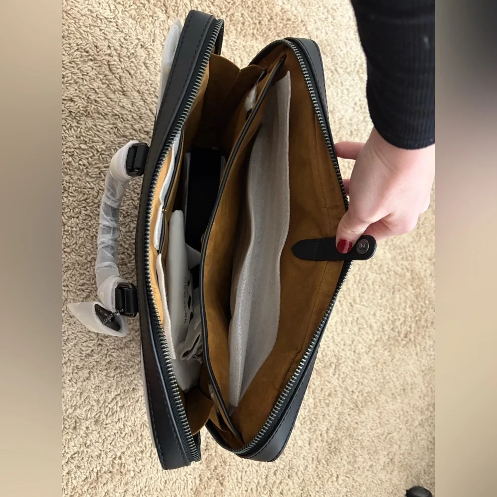 Black unisex laptop bag/briefcase - Picture 4 of 6